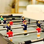 Ground Floor In In Charlottenburg Garden View アパート ベルリン