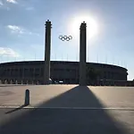 Ground Floor In In Charlottenburg Garden View *