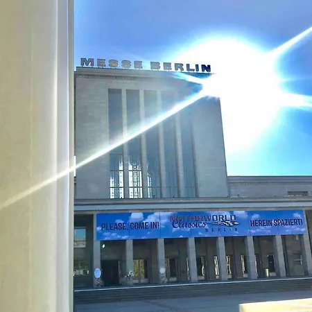 Apartament Ground Floor In In Charlottenburg Garden View