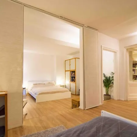 Ground Floor In In Charlottenburg Garden View Apartament Berlin