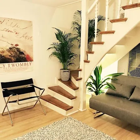 Ground Floor In In Charlottenburg Garden View Berlin