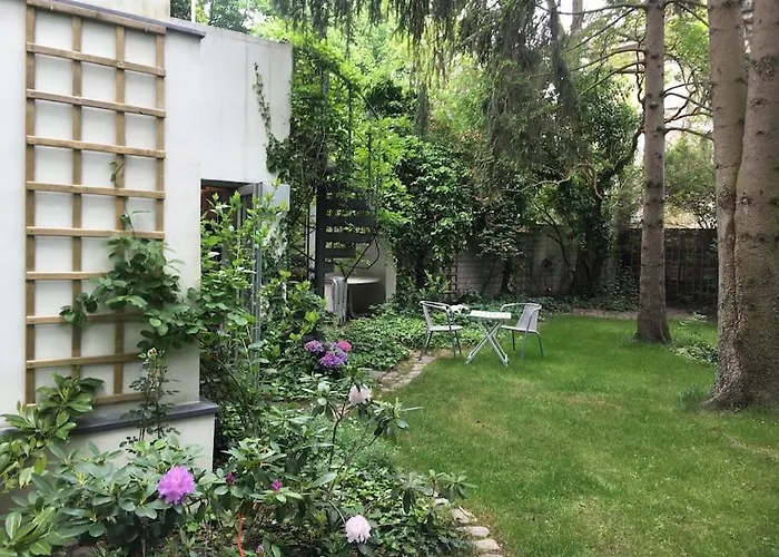 Ground Floor In In Charlottenburg Garden View * Berlin