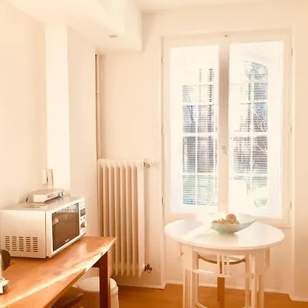 Ground Floor In In Charlottenburg Garden View Berlin