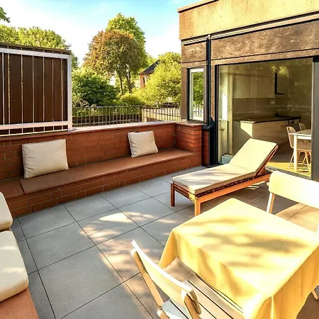 Ground Floor In In Charlottenburg Garden View * Berlin