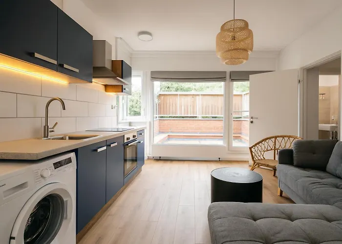 Ground Floor In In Charlottenburg Garden View Apartment